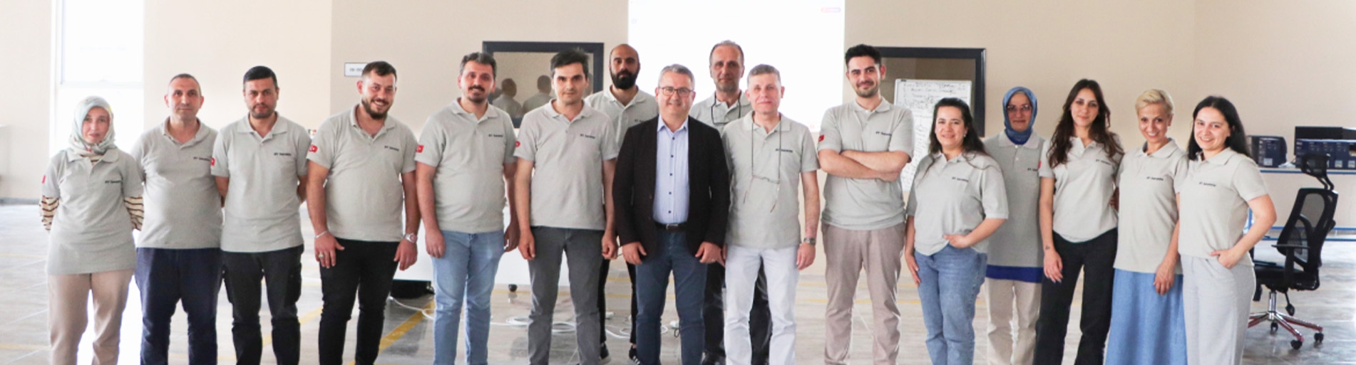 BV Savunma olarak, ürettiğimiz kablo demetleri, güç kabloları ve diğer kablaj gruplarının doğru temellere dayalı, bilinçli üretimini sağlamak en önc